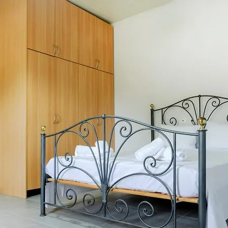 House Of Paradise In Front Of The Golf Court-sea Ferienhaus *