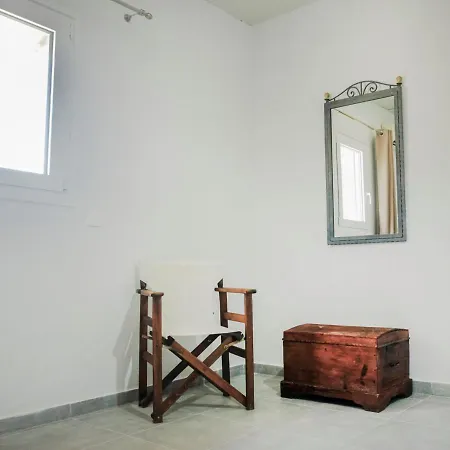 House Of Paradise In Front Of The Golf Court-sea *