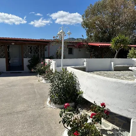 Ferienhaus House Of Paradise In Front Of The Golf Court-sea Afandou