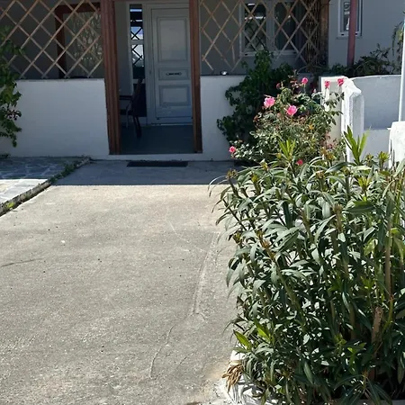 Hébergement de vacances House Of Paradise In Front Of The Golf Court-sea *